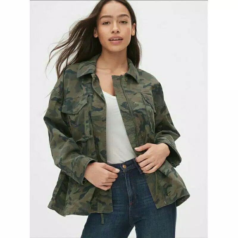 GAP JAKET WANITA CAMO PRINT UTILITY