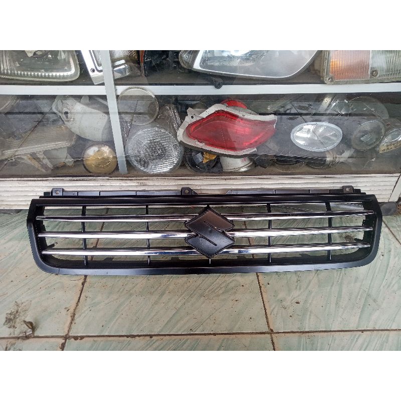 GRILL APV ARENA ORIGINAL
