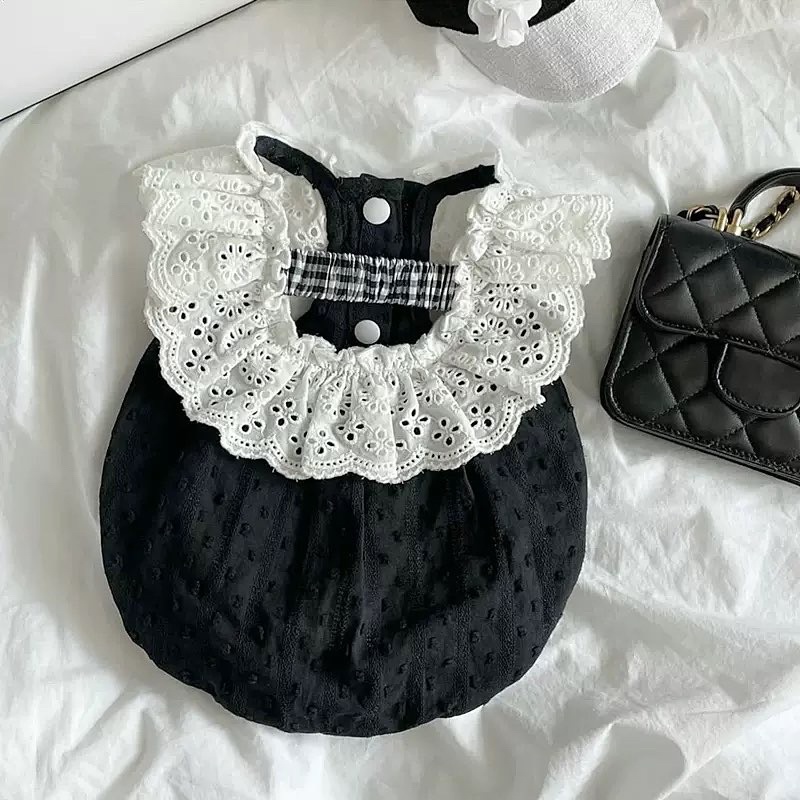 Misso Onnie korea Lacey top