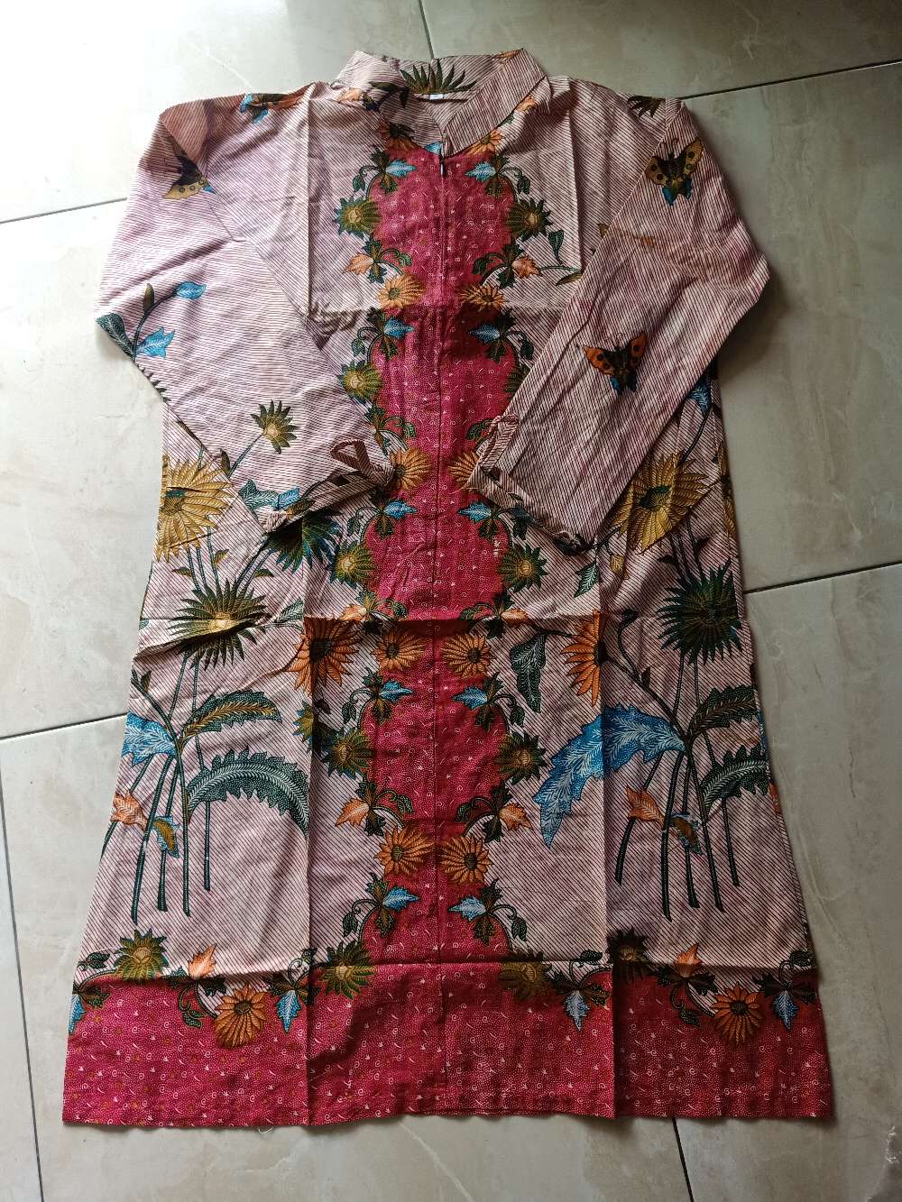 Atasan Batik Dolby Dolbi Dobby Doby Tenun Sutra Tulis Halus Katun Atbm Baron ,sarombit Atasan