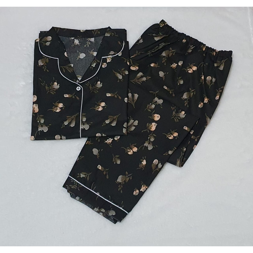 BAJU TIDUR MOTIF COCO DAUN TANGAN PENDEK CELANA PENDEK HP / PIYAMA MOTIF COCO DAUN-MELATI Hitam