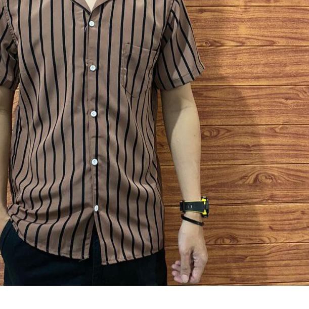 ➩ RIVIERA CLOTHING/KEMEJA STRIPE PRIA LENGAN PENDEK/KEMEJA SALUR PRIA/KEMEJA CASUAL PRIA/KEMEJA SANT