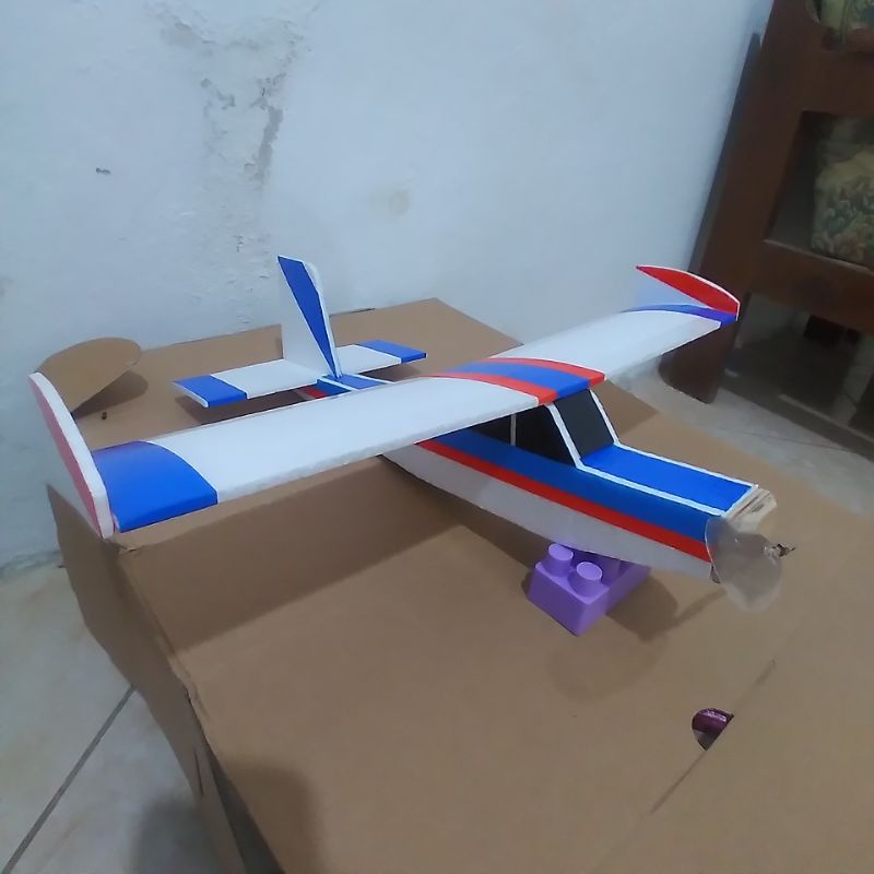 Pesawat Tenaga karet Aeromodelling