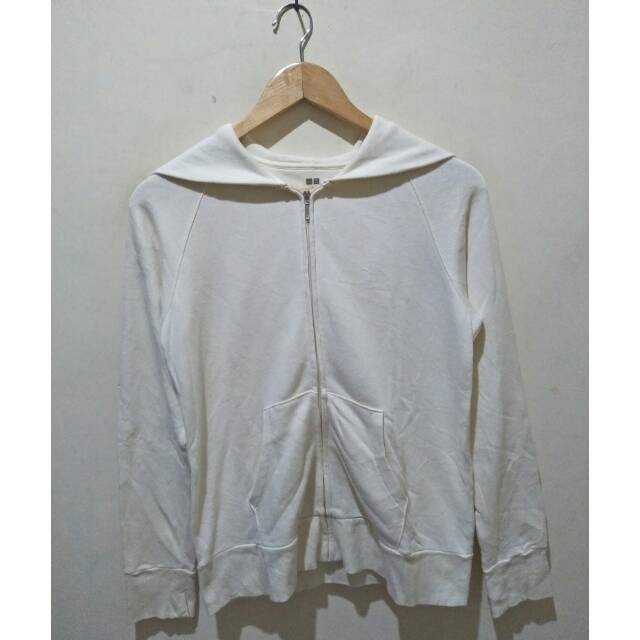 Jaket zipper hoodie uniqlo second original putih krem