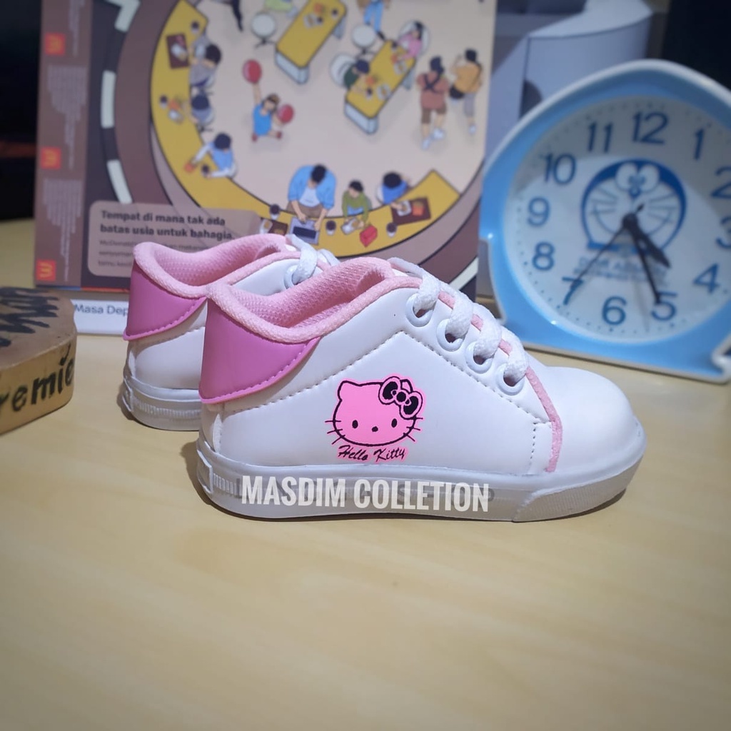 sepatu anak usia 1 s/d 3,5 tahun/sneaker anak hello kitty/sepatu balita murah/sepatu anak perempuan