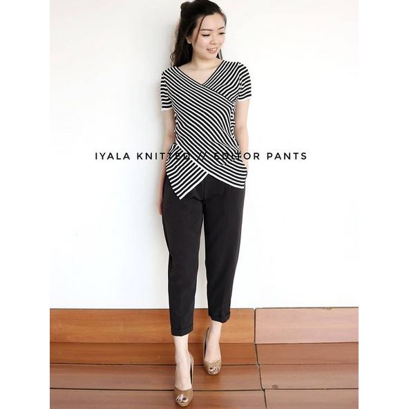 Vosshop - IYALA Knitted