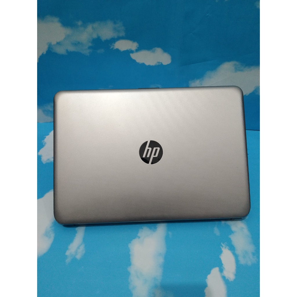 Laptop gaming desain HDD 500 ram 4gb core i3 VGA Radeon 2gb