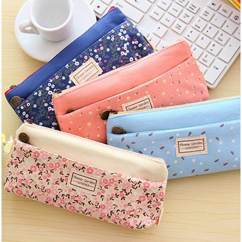 

Tempat Pensil Flower Garden