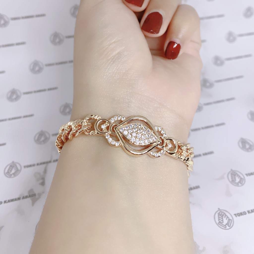 Gelang Tangan Xuping Gold Perhiasan Fashion Wanita Dewasa Rantai Plat Fullmata *14