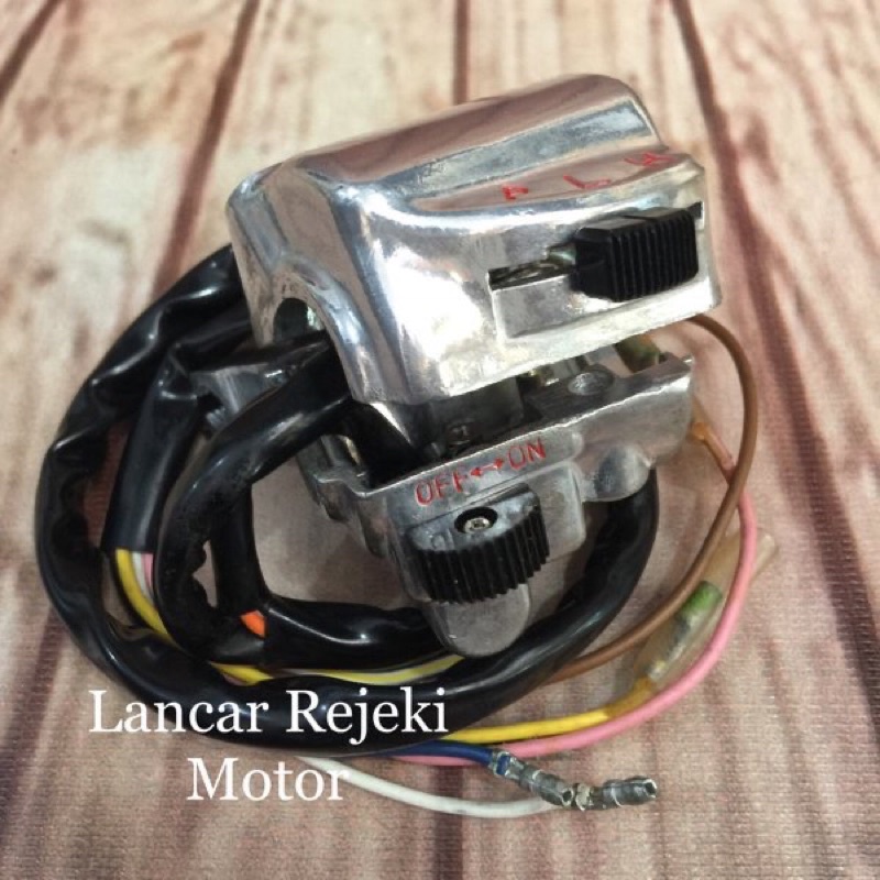 Holder Saklar Kanan Ada On Off Honda CB 100 & CB K2 & CB K3 & S90 & 90Z & S90Z & GL100 & GLK & GL125