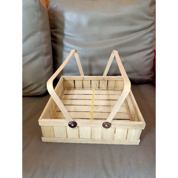 

keranjang bambu hantaran kayu