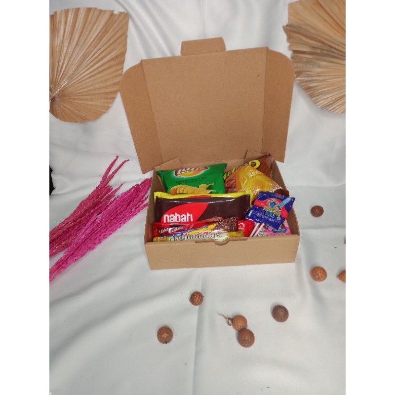 

Hampers / Gift box snack langkat