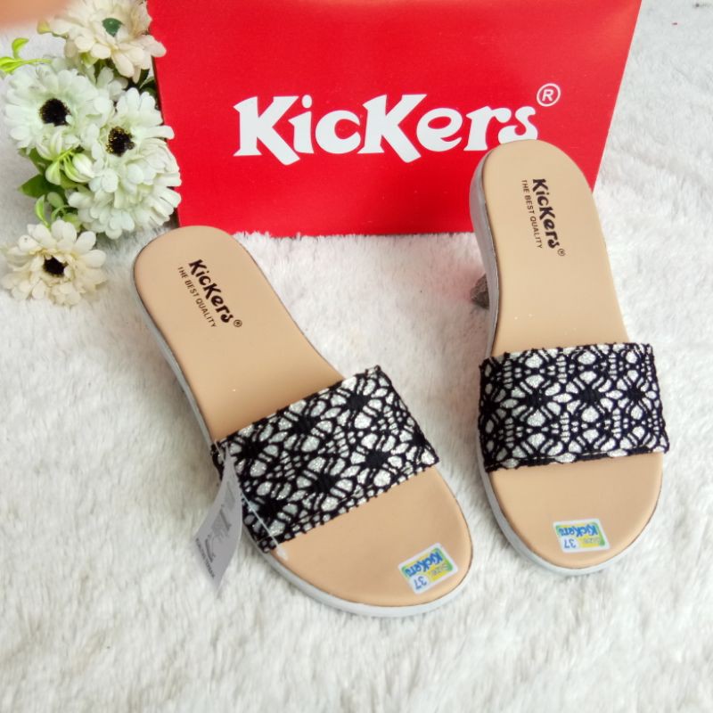 SANDAL KICKERS WANITA Slop Brukat