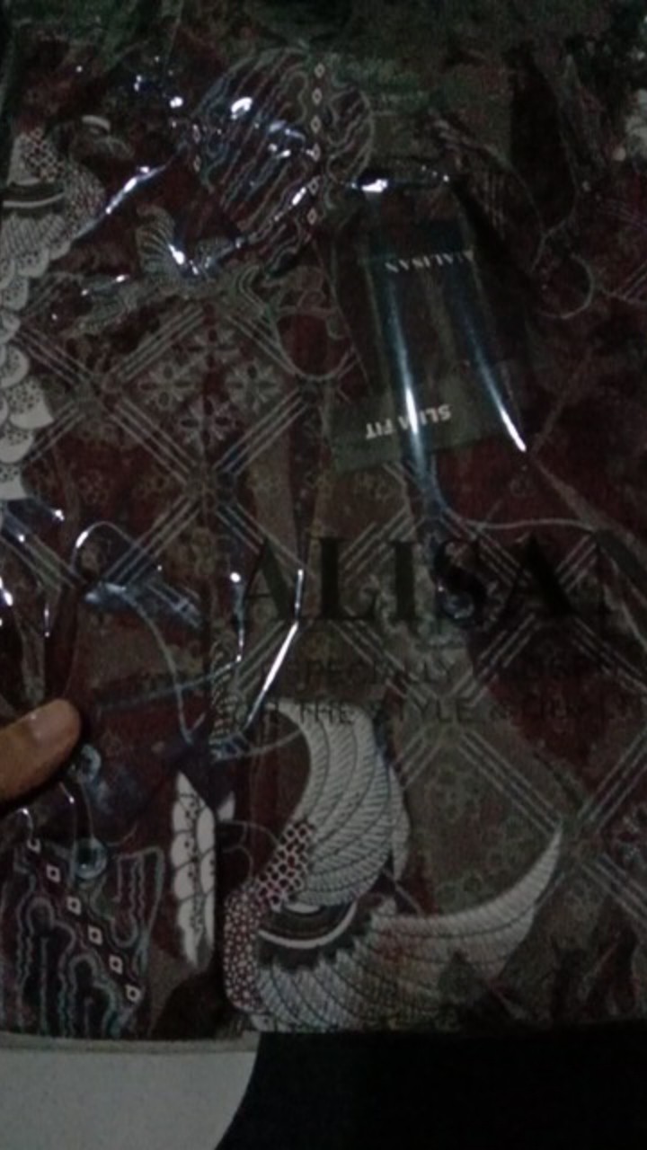 Kemeja Batik Alisan Lengan Panjang Slim Fit 00106