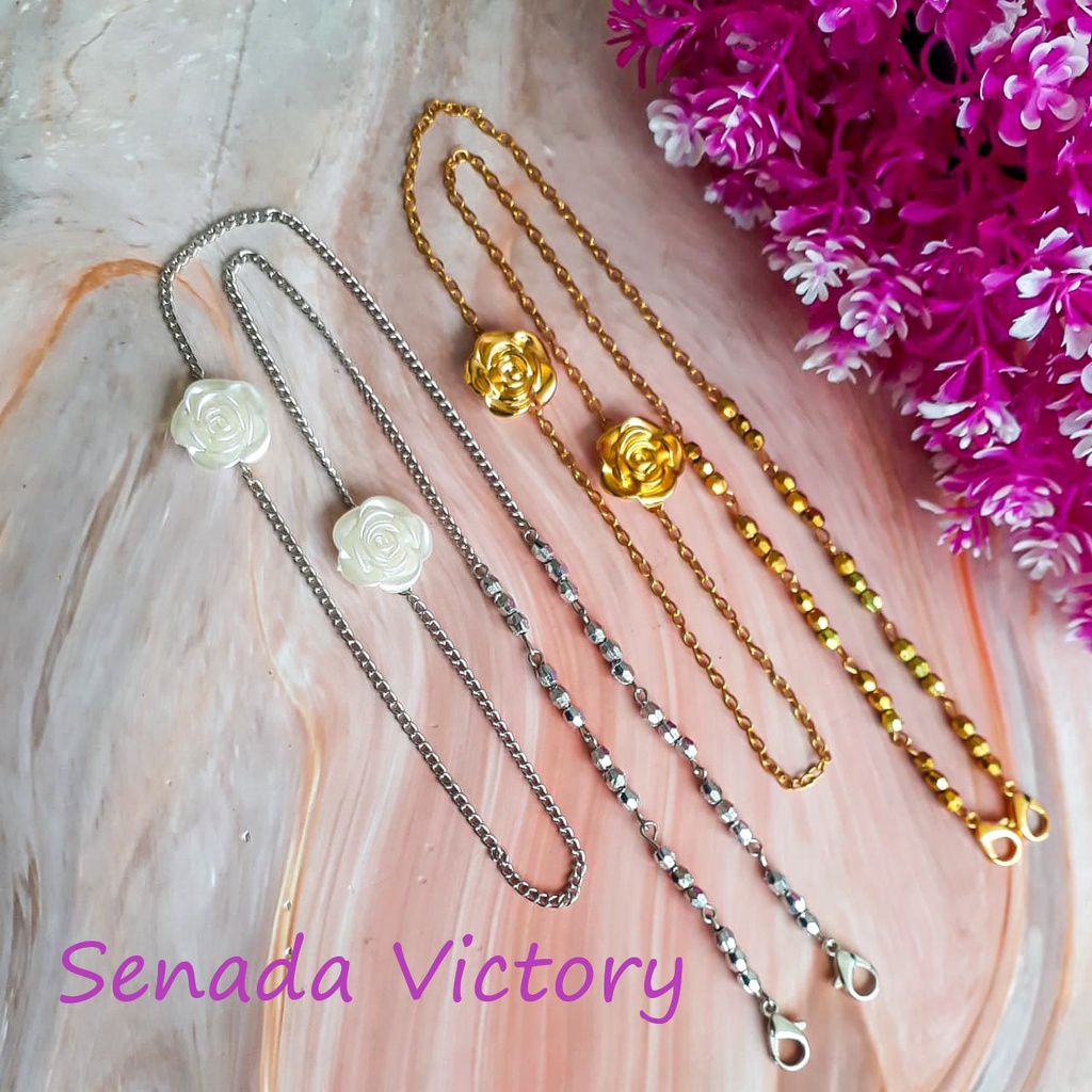 Senada Victory Kalung Masker Rantai Manik 2 in 1 Konektor Bunga Mawar SKM04