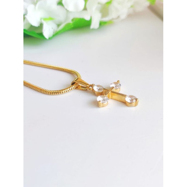 Kalung Salib Titanium Gold Fashion Wanita