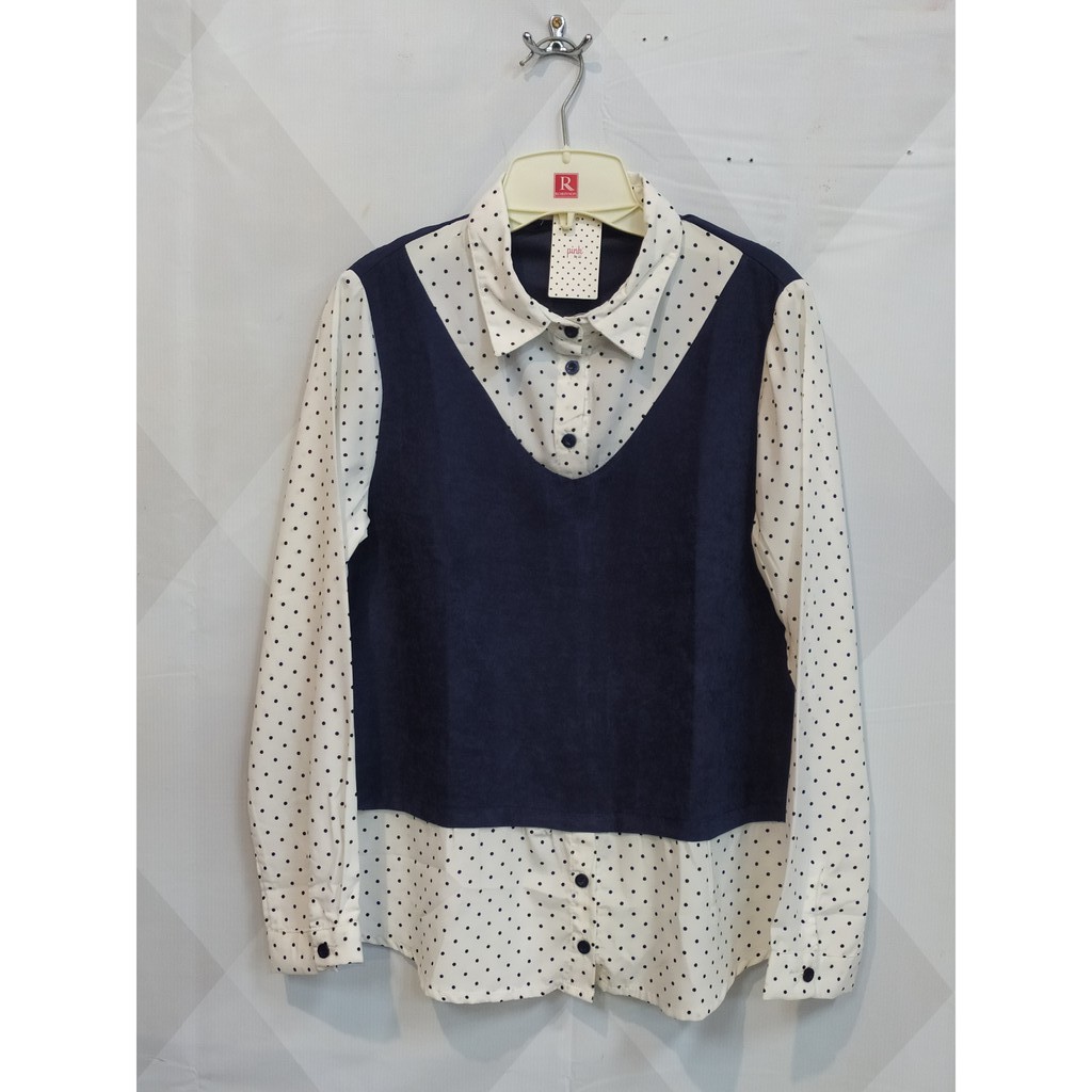 Pakaian wanita / Atasan / Kemeja motif Polkadot