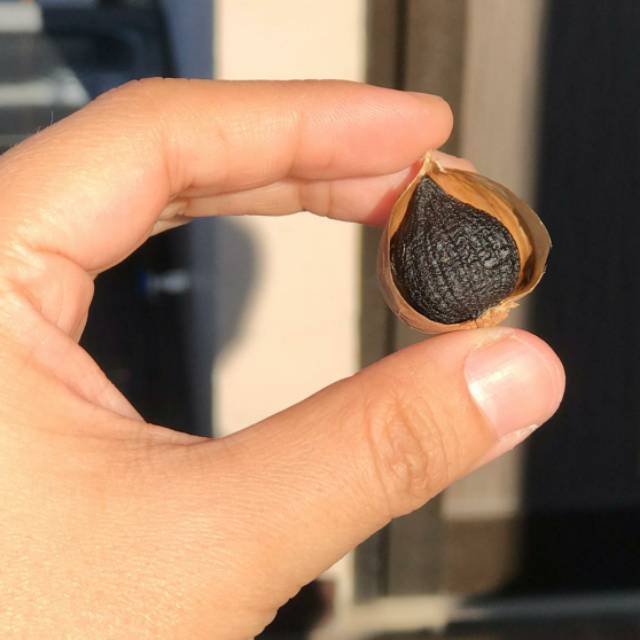 

Black garlic/bawang hitam tunggal termurah 100gr