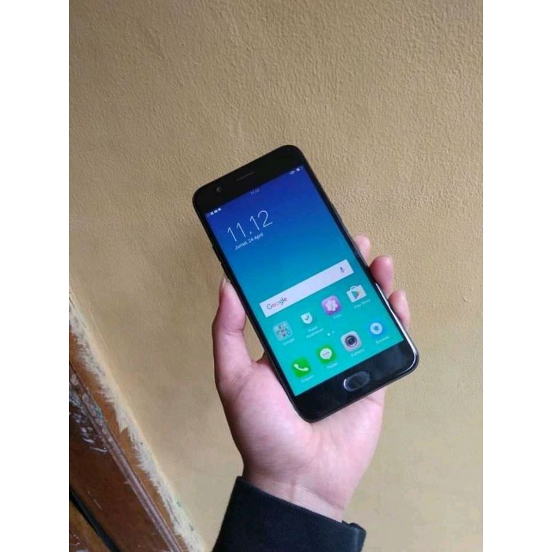 Oppo A57 3/32 Selfie camera (Seken normal)