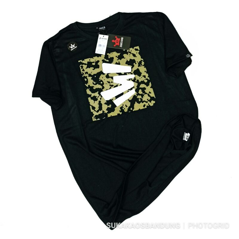 BAJU KAOS DISTRO THREE SECOND/ BAJU THREE SECOND/ KAOS THREE SECOND/ BAJU DISTRO THREE SECOND