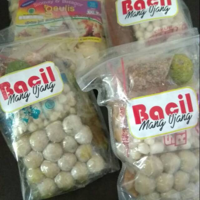 

Bacil Mang Ujang ~Bakso Aci Aseli ti Garut~
