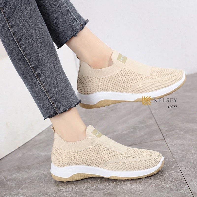 Kelsey Sepatu Flyknit Shoes Wanita YS077