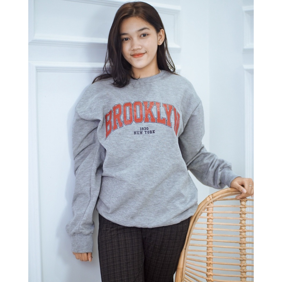 Tokomilkan - Sweater Crewneck Wanita BROOKLYN CREWNECK / Sweater Fleece CEWEK