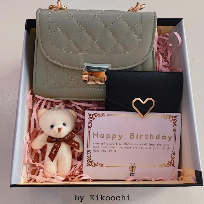 

Kikoochi Rossy - Hadiah Kado Pernikahan Ulang Tahun Wanita Tas Istri