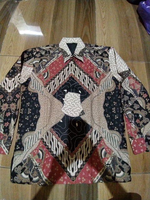 Baju Batik Pria Kemeja Lengan Panjang Furing Premium Modern Solo Pabrik Batik Aluna Bav008