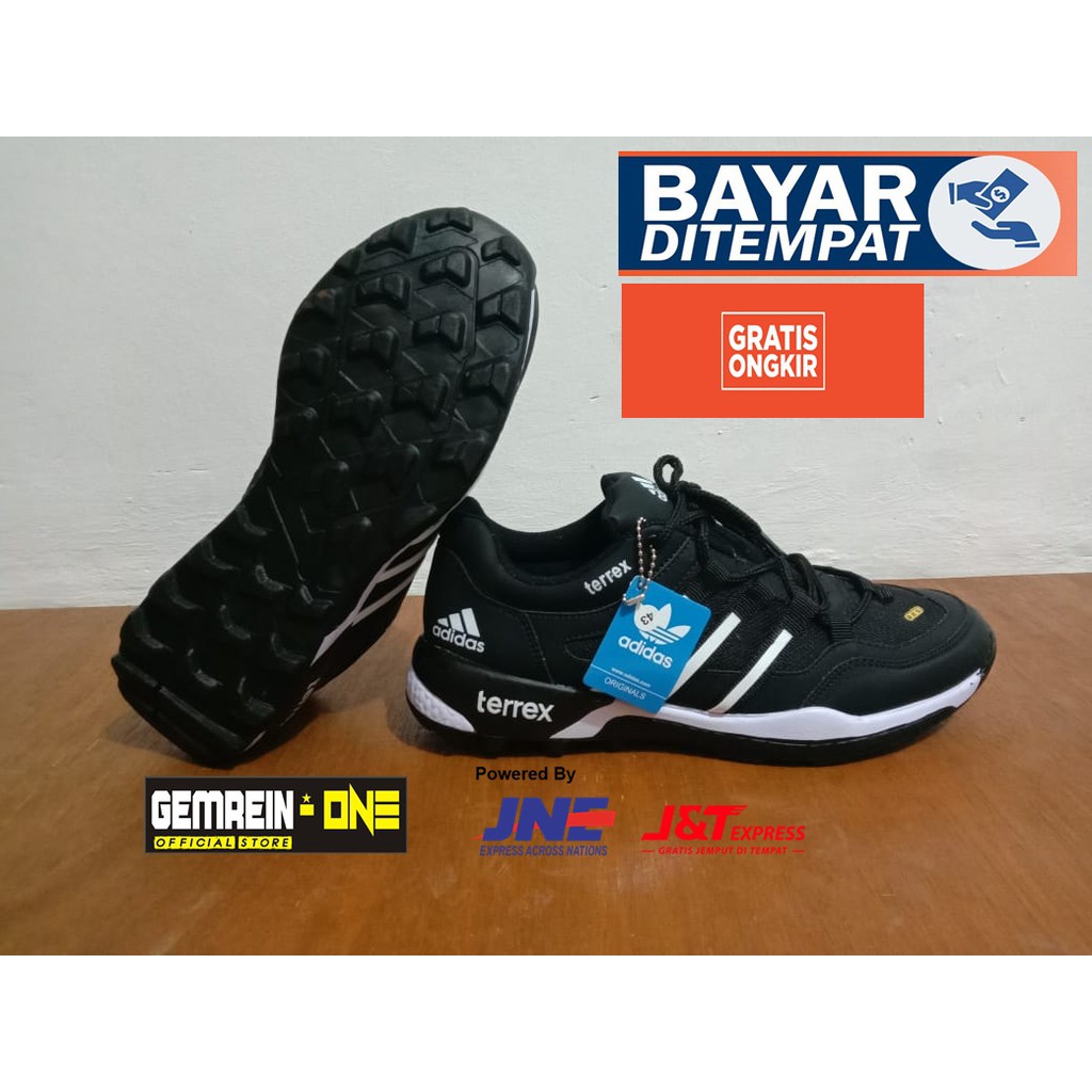 SEPATU ADIDAS TERREX OLAHRAGA SNEAKERS PRIA WARNA HITAM GRADE ORI