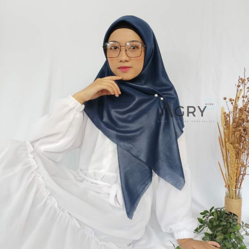 ᴀɢʀʏ Hijab Square Paris Premium Lasercut