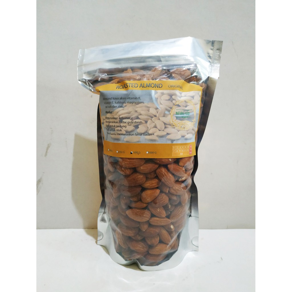 

Roasted Almond (Almond Panggang) - Original 500 gr