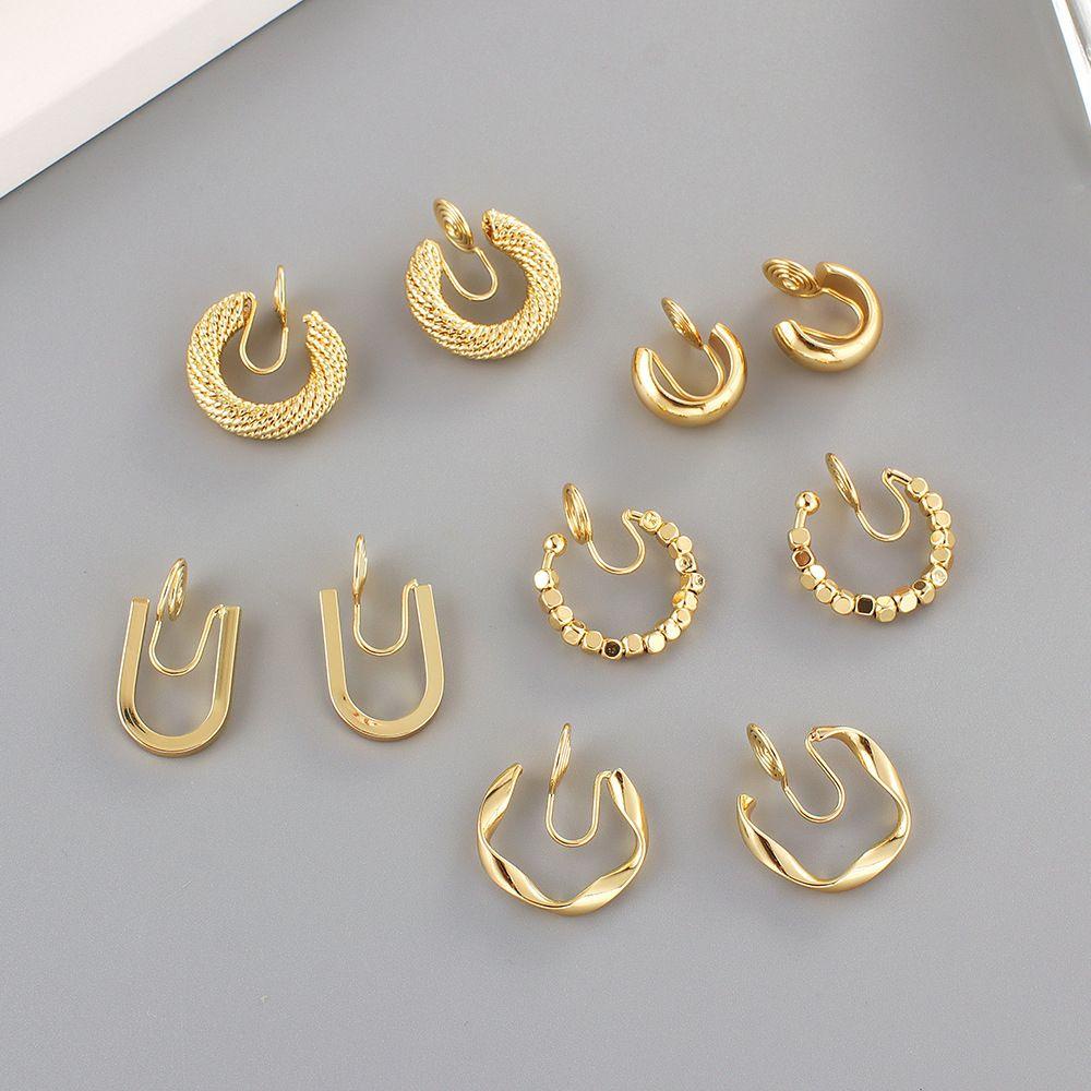 Mxbeauty Anting Perempuan Mewah Keren Berbentuk C Telinga Hoop Temperamen Retro Nyamuk Coil Telinga Klip