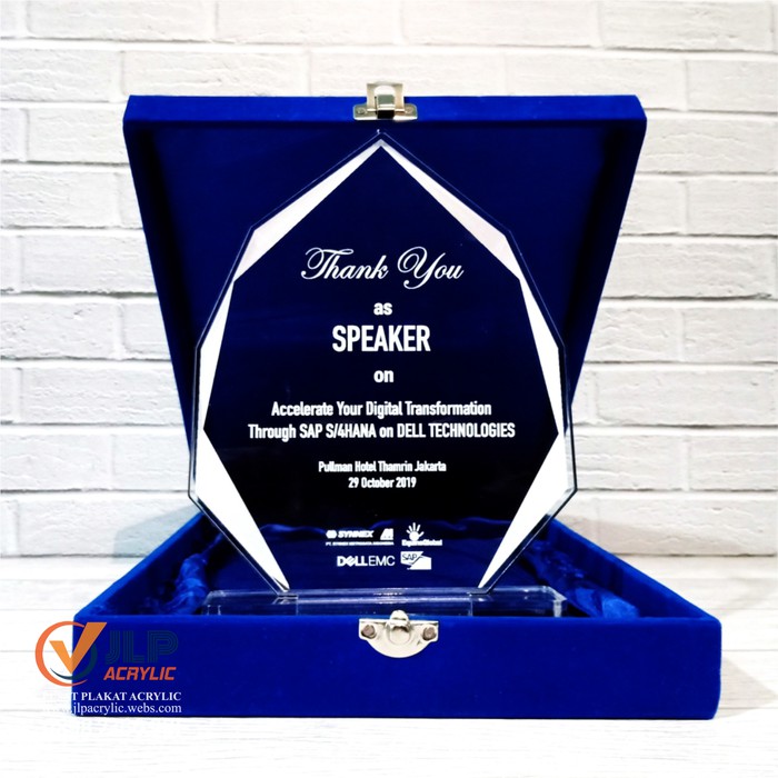 PIALA TROPHY PLAKAT TROPHI PLAKAT ACRYLIC 20X15 BOX PIALA TROPHY PLAKAT TROPHI PLAKAT ACRYLIC 20X15 BOX