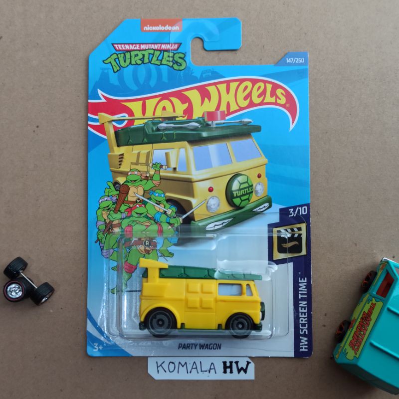 Hot Wheels Party Wagon Kuning Ninja Turtle