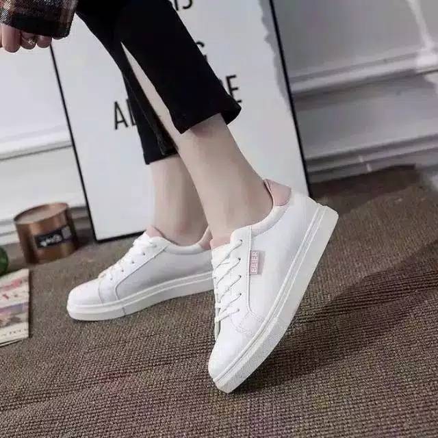 Sepatu kets BEIER