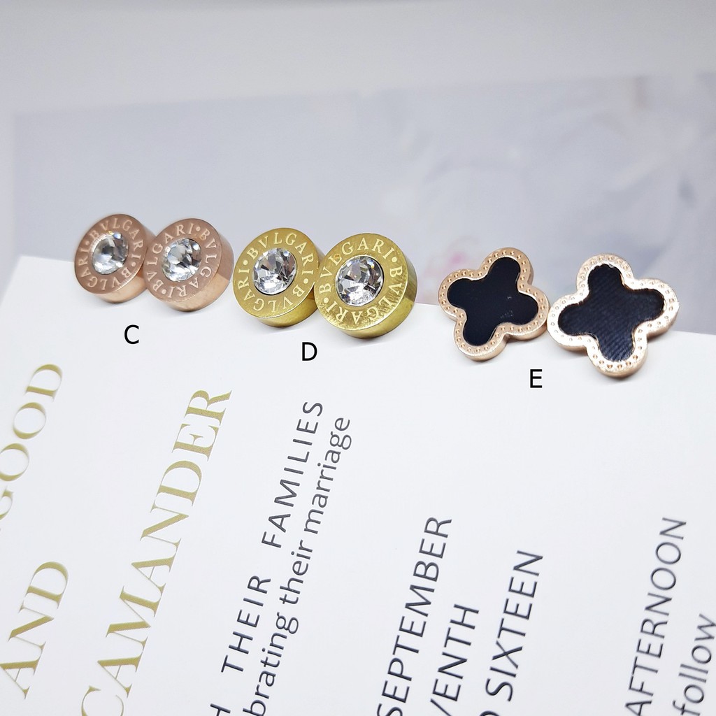 Anting Titanium Tusuk Bulat Romawi Rose Gold - BE342