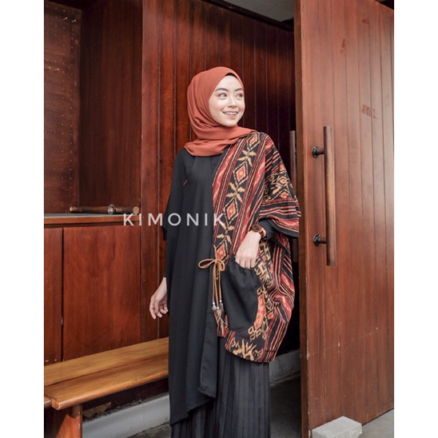 KIMONIK SEKAR AYU BLACK GOLD
