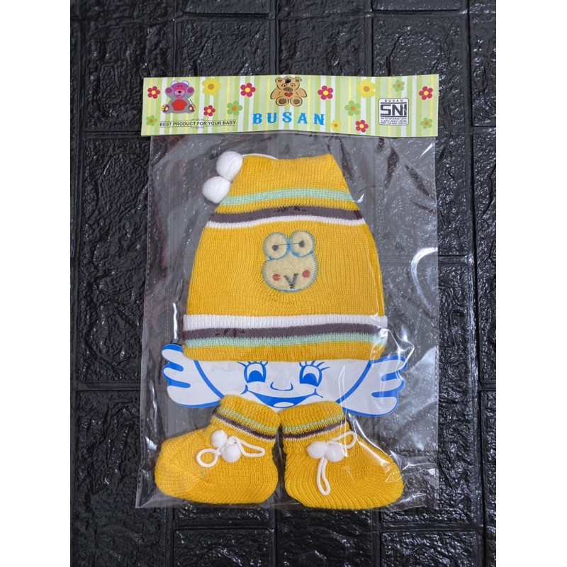 Topi Rajut Bayi Set Kaos Kaki (SNI)/ TOPI RAJUT BAYI