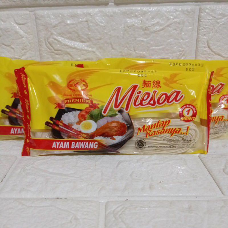 

Miesoa rasa ayam bawang/cap burung layang terbang 65g