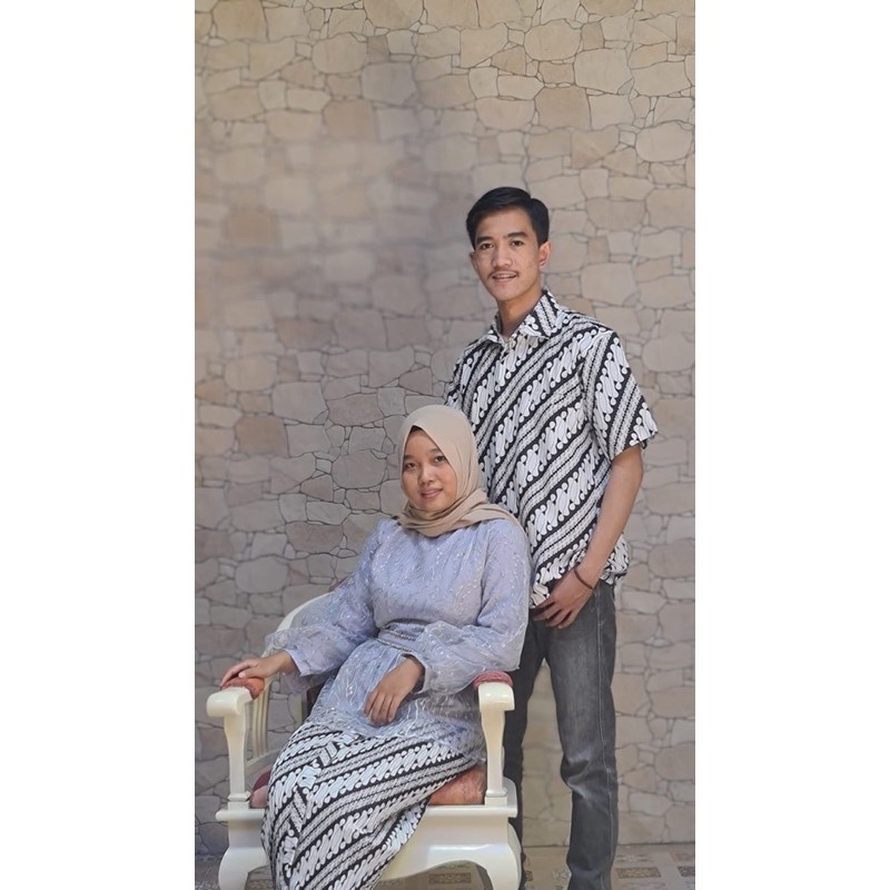 batik kebaya couple