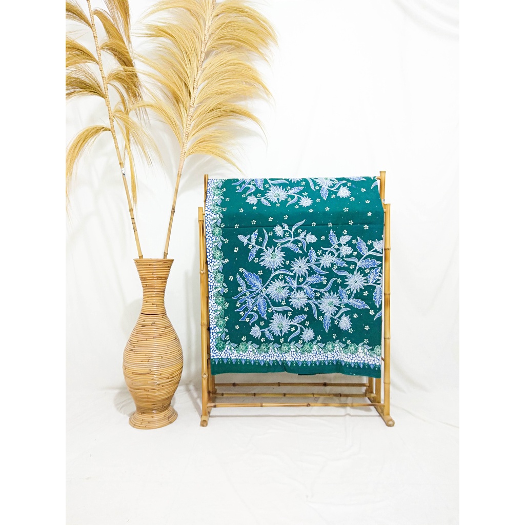 Batik Tulis Lasem 2 Warna Motif Buketan Pinggir Krecak