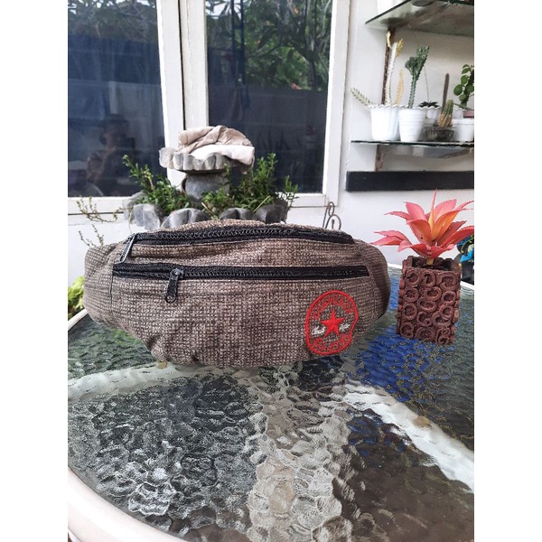 Preloved Second Bekas Tas WB Waistbag Converse