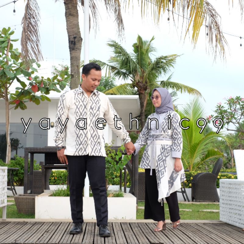 Set couple marwa ivory, couple baju kondangan, couple busana tenun, couple prewed, dress tenun troso, tunik marwa, kemeja tenun ivory