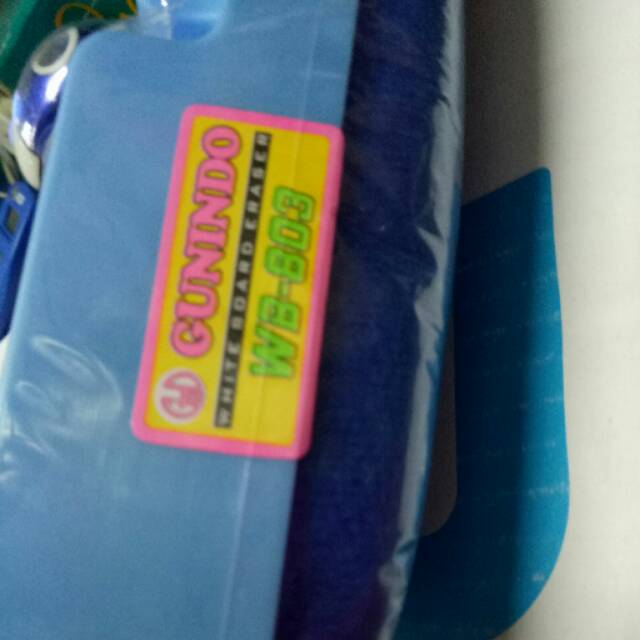 

penghapus papan tulis bersih