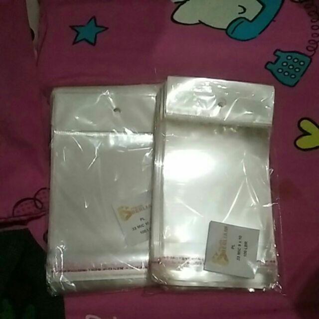 10 X 10 Cm Plastik Display / Sticker Tebal (100 Lbr) (lem) (plong Pl)