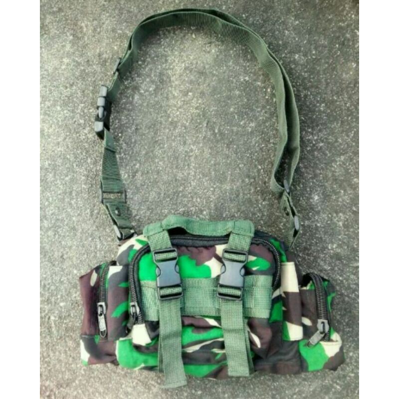 tas samping army lokal dg fareasi warna bisa di buat santai .