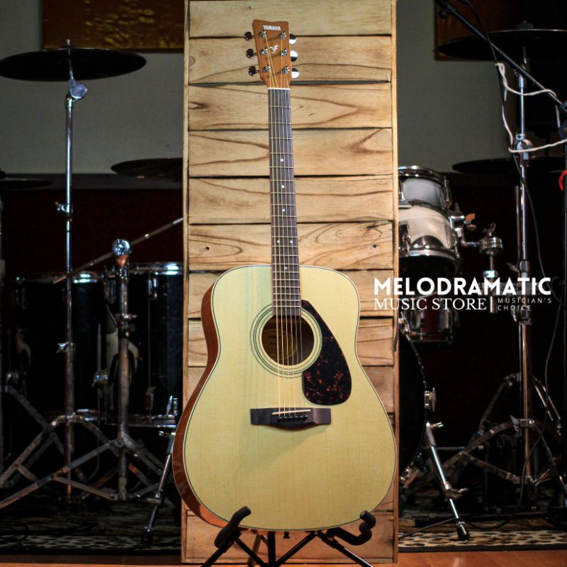 GITAR AKUSTIK YAMAHA F370