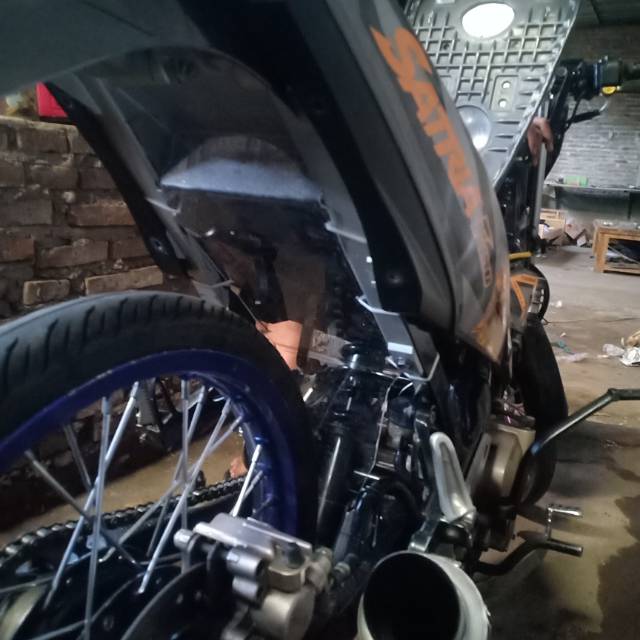 Mika kolong satria fu