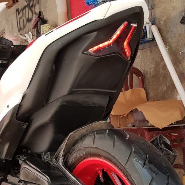 PAKET Undertail Aerox with stoplamp model Ninja 2018 ZX25R Terdapat Lampu Sen